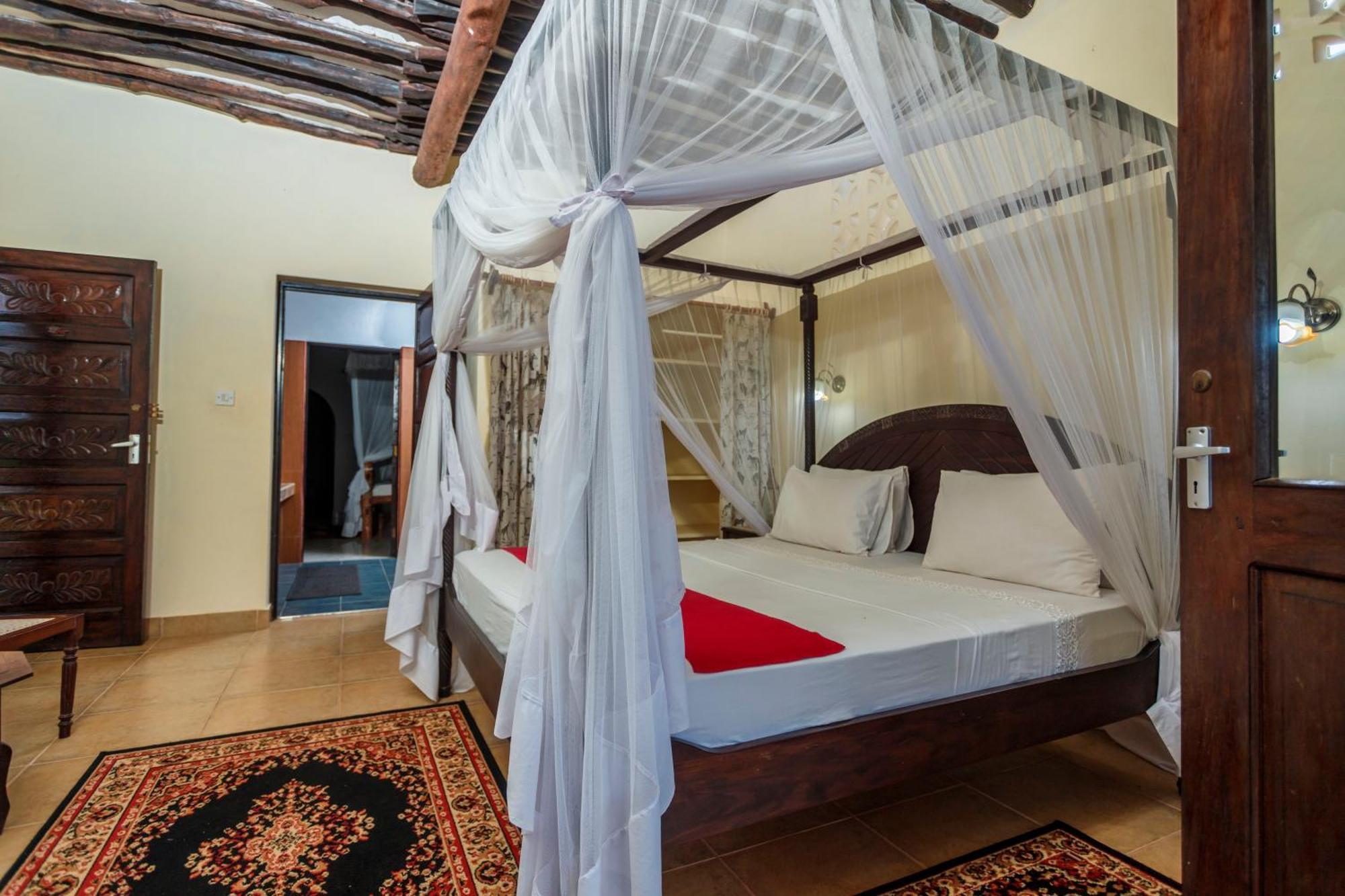 Diani Beach-Villa Kirsch Galu Екстер'єр фото